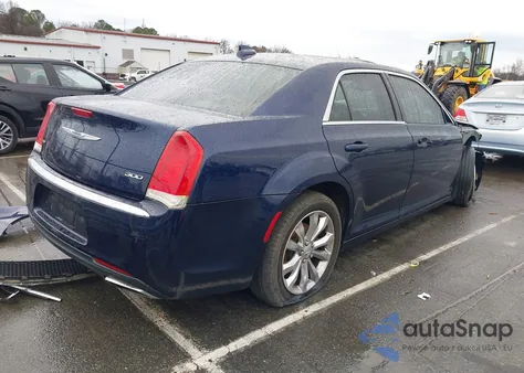 2016 Chrysler 300 Anniversary Edition z USA, uszkodzony, nr VIN 2C3CCARG4GH270532